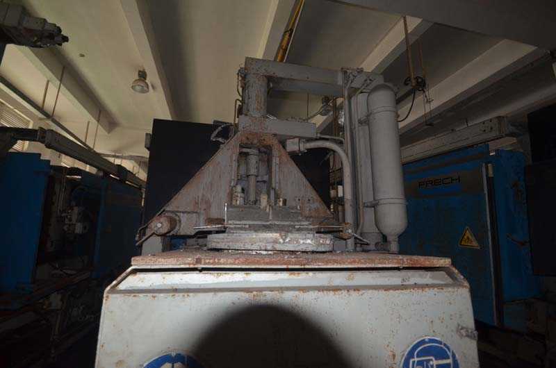 Frech DAM 500 F İkinci el sıcak kamaralı basınçlı döküm makinesi WK1318