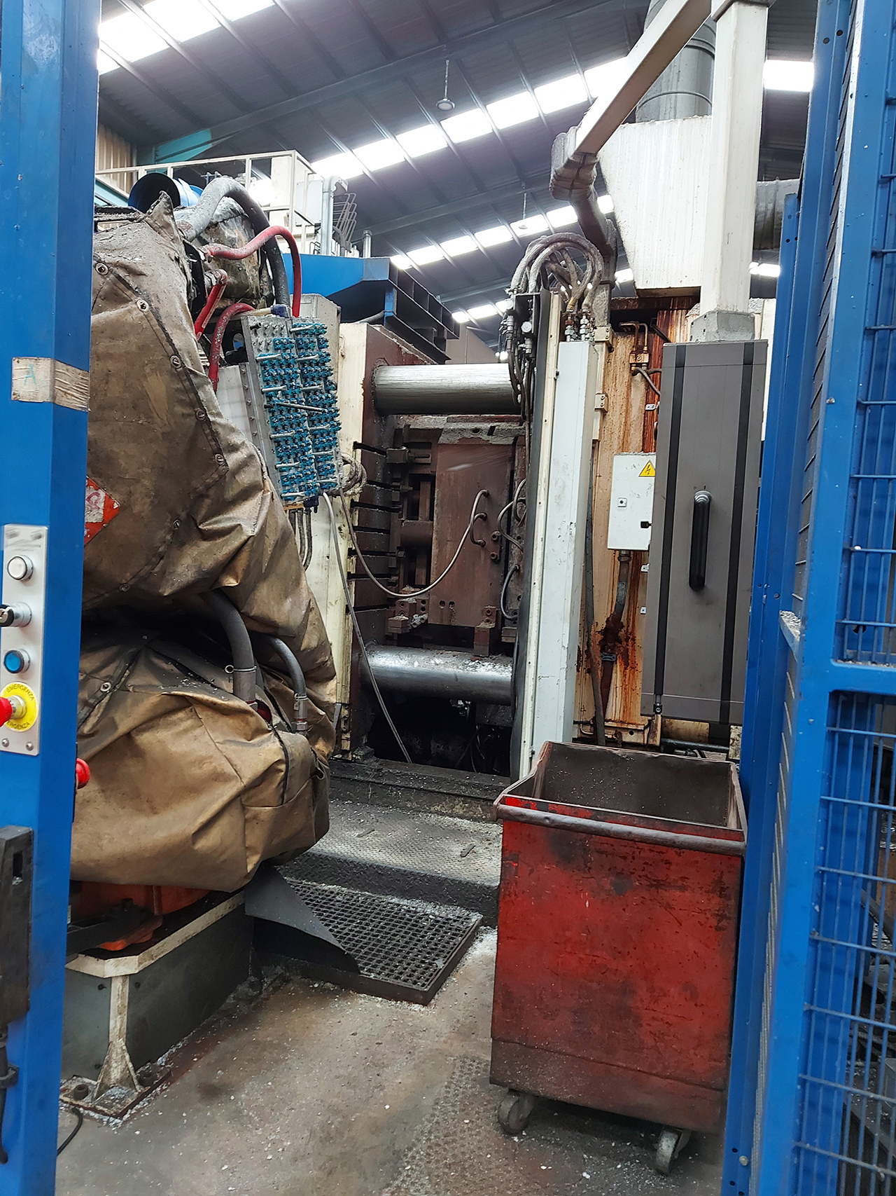 Idra-OL-1900-S-cold-chamber-die-casting-machine-KK1587-p3 Idra OL 1900 S soğuk kamara döküm makinesi KK1587, kullanılmış