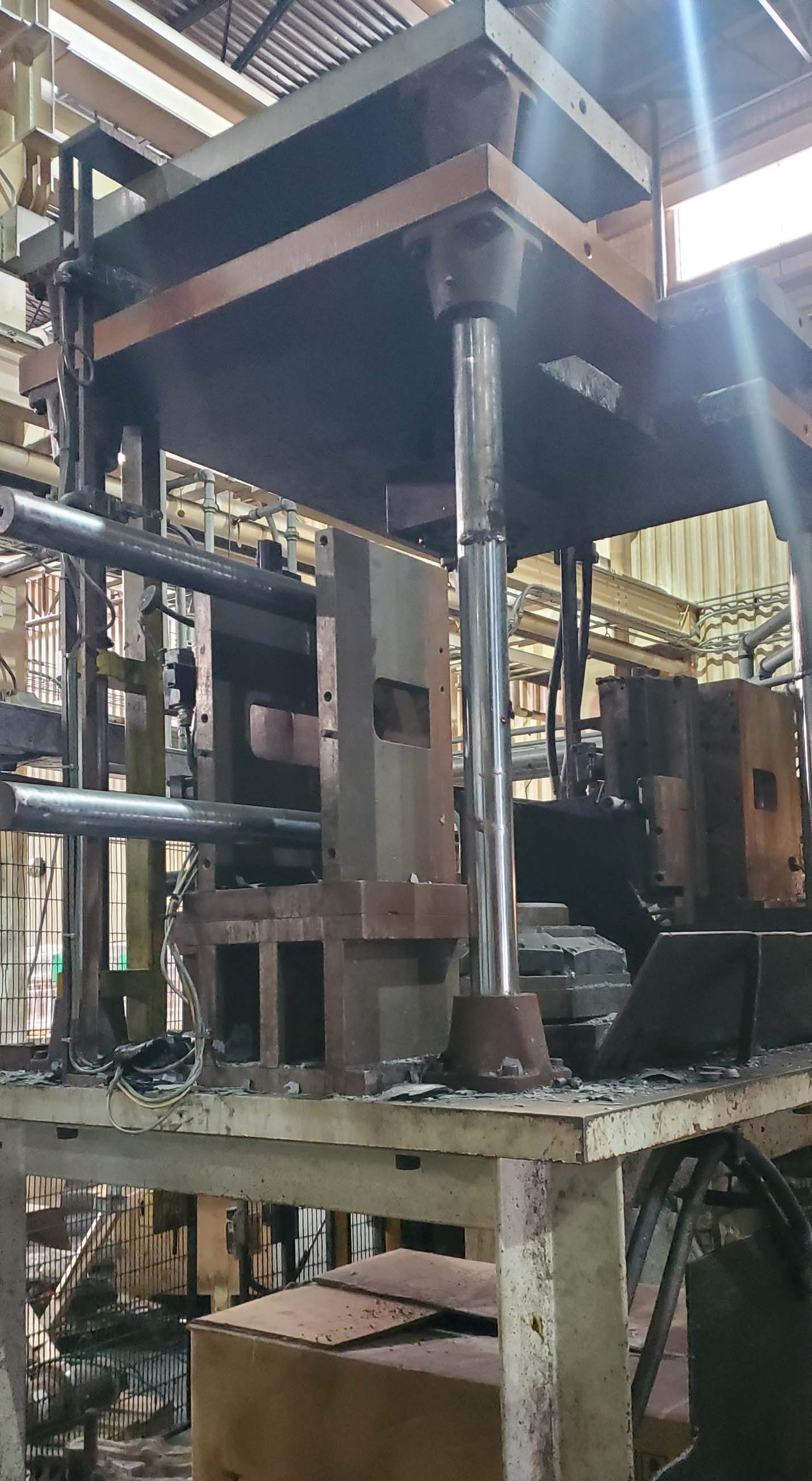 Italpresse IP 3000 SC soğuk kamara döküm makinesi KK1687, kullanılmış