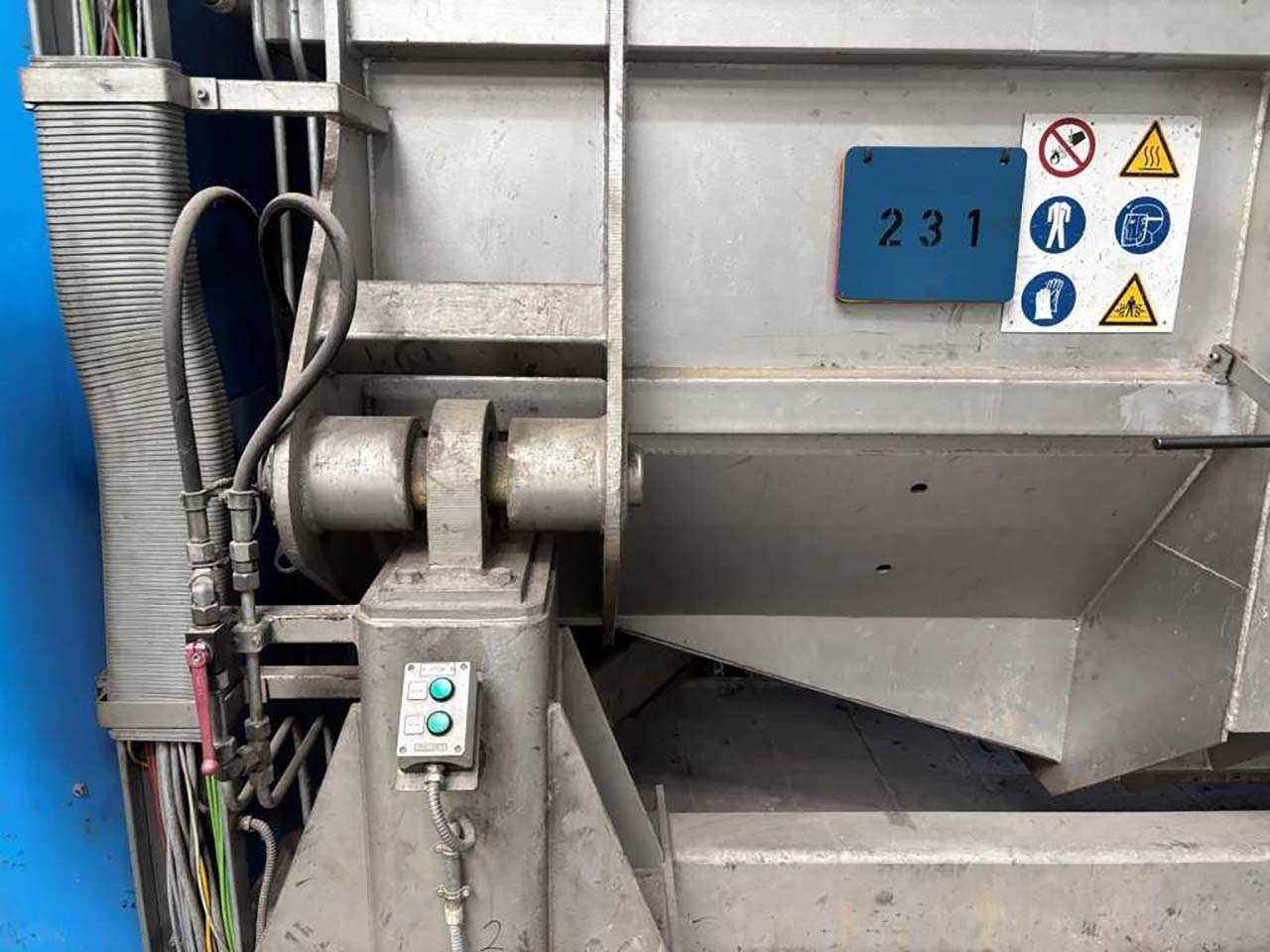 StrikoWestofen MH II-T 3000/2000 G-eg Plus+ eritme ve bekletme fırını O1843, kullanılmış StrikoWestofen MH II-T 3000/2000 G-eg Plus+ eritme ve bekletme fırını O1843, kullanılmış